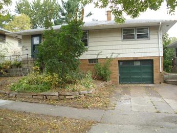 2127 Scenic Place, Saint Paul, MN 55119 