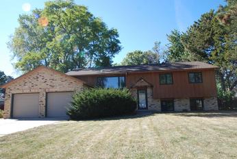 6917 Dallas Rd, Brooklyn Center, MN 55430 