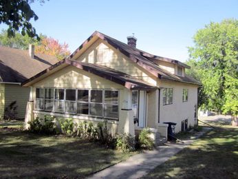 219 E Vasa Ave, Fergus Falls, MN 56537 