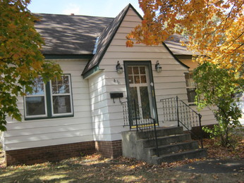 46 Glen St NW, Hutchinson, MN 55350 