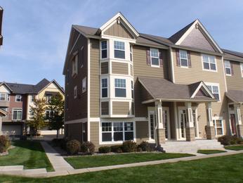 15618 Eagle Bay Dr, Apple Valley, MN 55124 