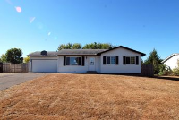 517 Nina St SW, Isanti, MN 55040 