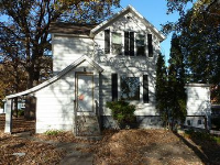 511 3rd St NE, Waseca, MN 56093 