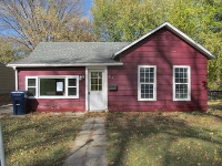 518 Maple Ave, Fergus Falls, MN 56537 