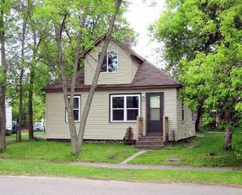 1516 Ave C, Cloquet, MN 55720 