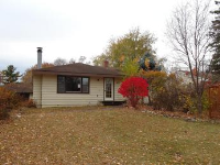 1496 Laurie Rd E, Maplewood, MN 55109 