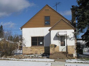 322 SW 6th St, Chisholm, MN 55719 