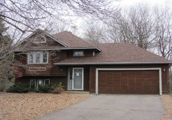 1210 103rd Ln NW, Coon Rapids, MN 55433 