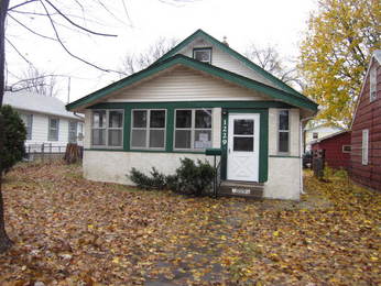 1229 Hubbard Ave, Saint Paul, MN 55104 