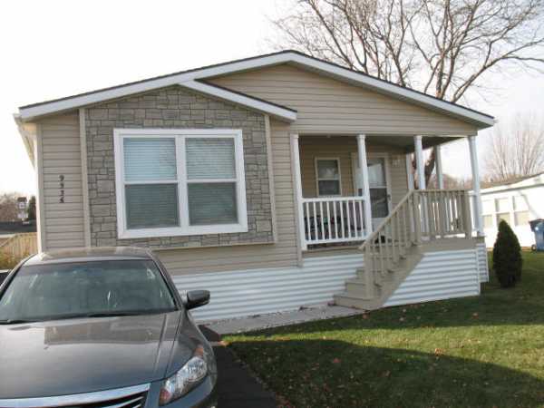 9536 Taylor Street, Blaine, MN 55434 