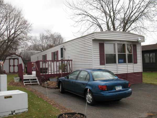 1324 Rolling Hills Drive, Maplewood, MN 55119 