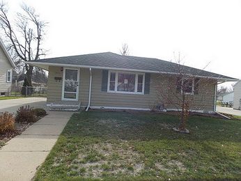 1904 4th Ave SE, Austin, MN 55912 