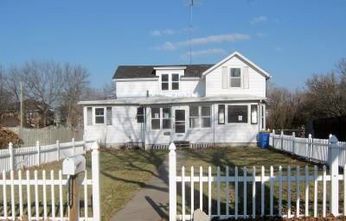 122 W School St, Owatonna, MN 55060 