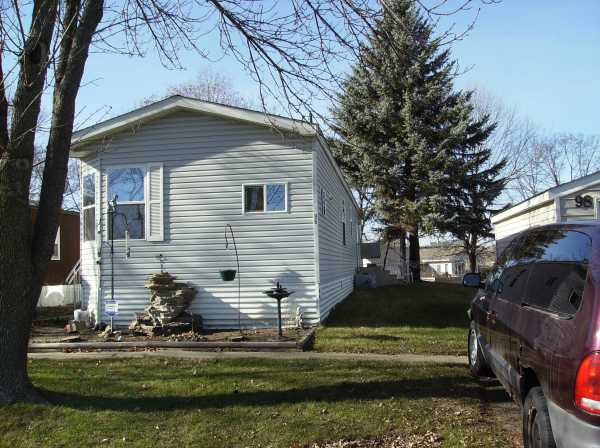 98 Judith Drive, Chaska, MN 55318 