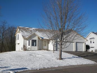 2202 Grafton Ave N, Oakdale, MN 55128 