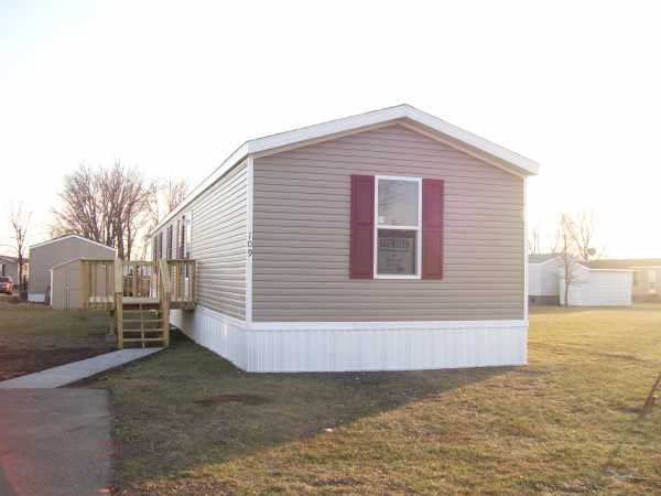109 Newton Street, Mankato, MN 56001 