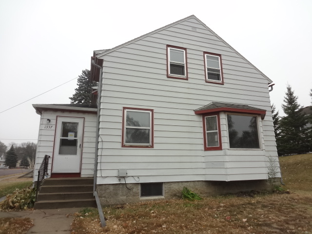 25 14th Street Nw, Faribault, MN 55021 