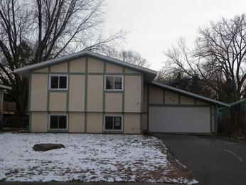 236 Liberty St NE, Fridley, MN 55432 