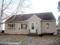 309 2nd St E, Waconia, MN 55387 