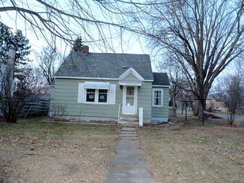 639 E South St, Litchfield, MN 55355 