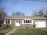 1730 E Main St, Mankato, MN 56001 
