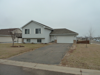 817 Buffalo Hills St, Buffalo, MN 55313 