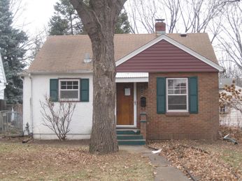 1618 Grotto St Nort, St Paul, MN 55117 