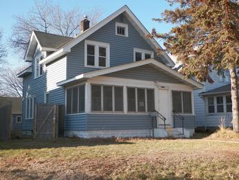 4755 Camden Ave N, Minneapolis, MN 55430 