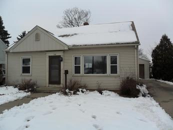 135 Butler Ave East, West Saint Paul, MN 55118 