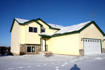 852 Poplar Drive SE, Kimball, MN 55353 