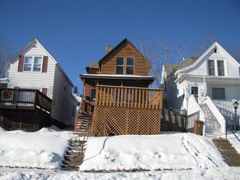111 E 8th St, Duluth, MN 55805 