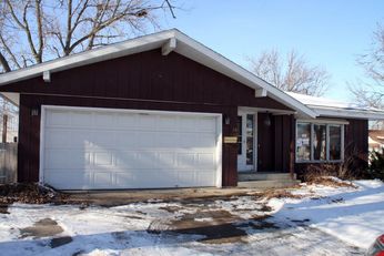 210 Walnut St N, Belle Plaine, MN 56011 