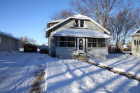 924 S. Elm Ave, Owatonna, MN 55060 