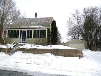 923 7th St S, Stillwater, MN 55082 