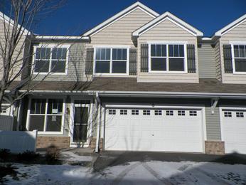 3049 Chamberlain St, Maplewood, MN 55109 