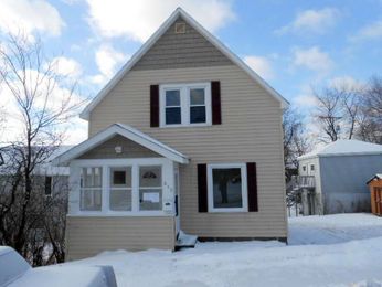 613 N 21st Ave W, Duluth, MN 55807 