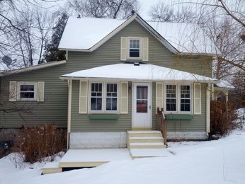 422 W 4th St, Hastings, MN 55033 