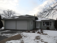7824 Idaho Ln N, Brooklyn Park, MN 55445 