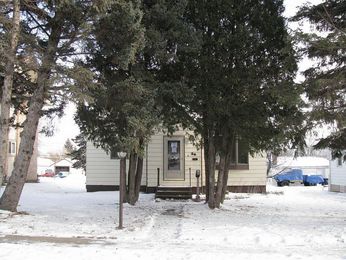 26 S 67th Ave W, Duluth, MN 55807 