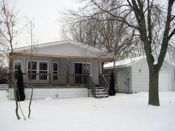 615 Edgar Pl, Faribault, MN 55021 