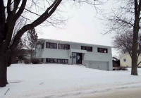 2202 5th Ave NW, Austin, MN 55912 