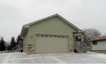 532 6th Ave SE, Waseca, MN 56093 