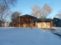 7933 Irving Ave N, Brooklyn Park, MN 55444 