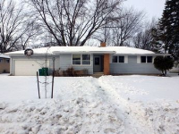 965 Osgood Ave SW, Hutchinson, MN 55350 