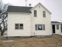 451 9 Th Street SW, Wells, MN 56097 