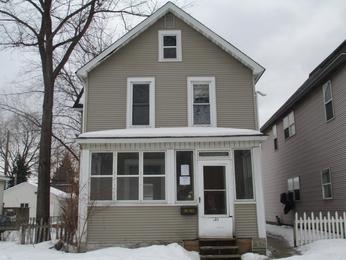 1902 Chelton Ave W, Saint Paul, MN 55104 