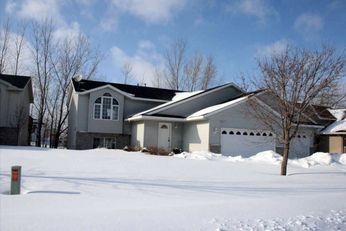 301 Sunwood Park Dr, Waite Park, MN 56387 
