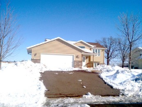 1200 9th St NE, Milaca, MN 56353 