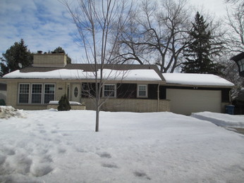 1349 Pike Lake Dr, New Brighton, MN 55112 