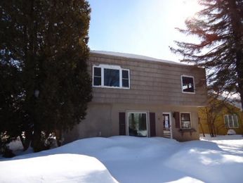 2720 7th Ave E, Hibbing, MN 55746 